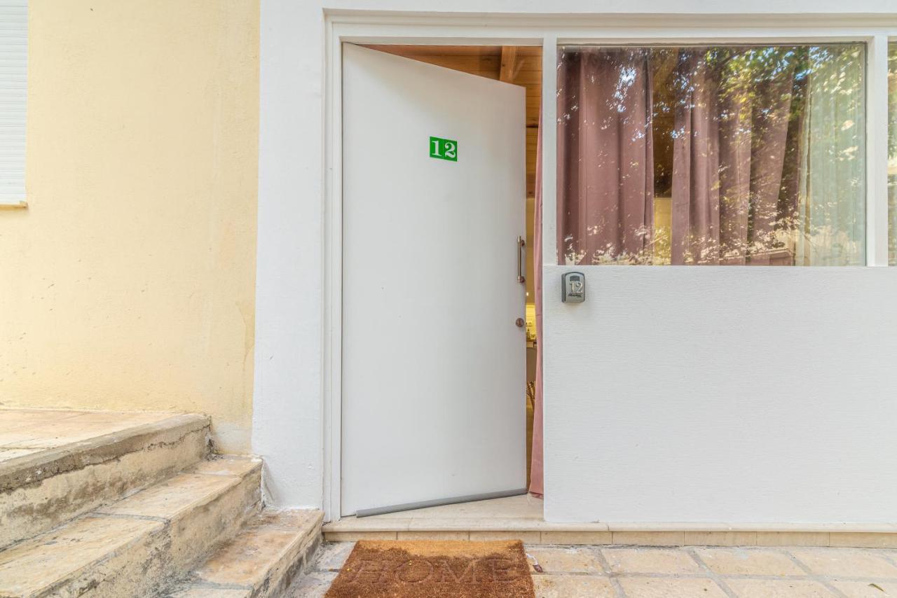 New Loft In The Heart Of City Center كاندية المظهر الخارجي الصورة