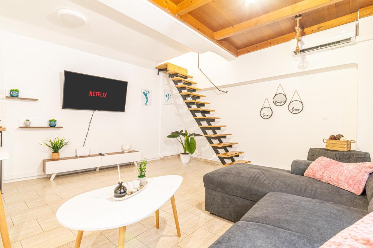 New Loft In The Heart Of City Center كاندية المظهر الخارجي الصورة