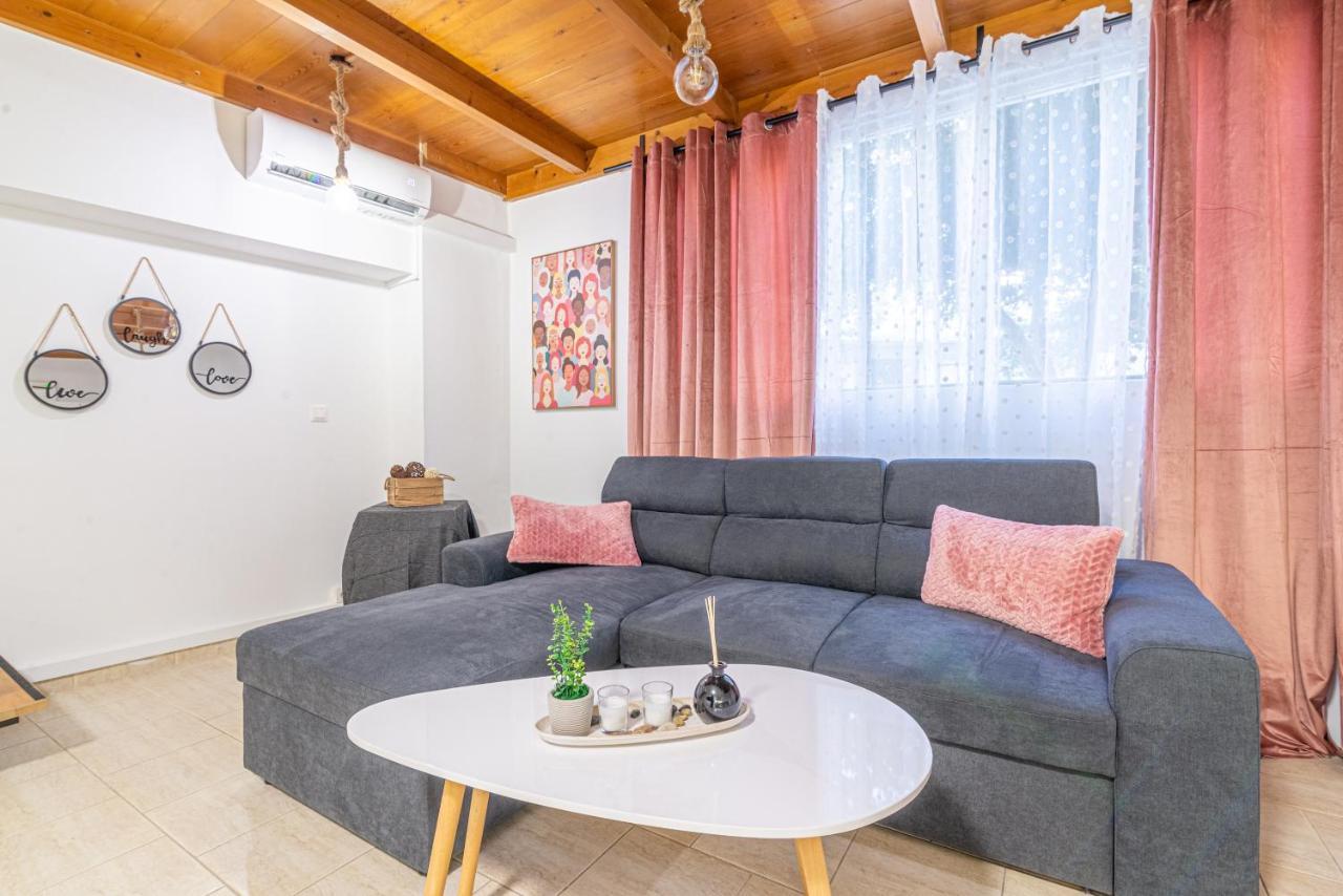 New Loft In The Heart Of City Center كاندية المظهر الخارجي الصورة
